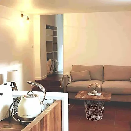 Appt Cosy Chateau De Apartment